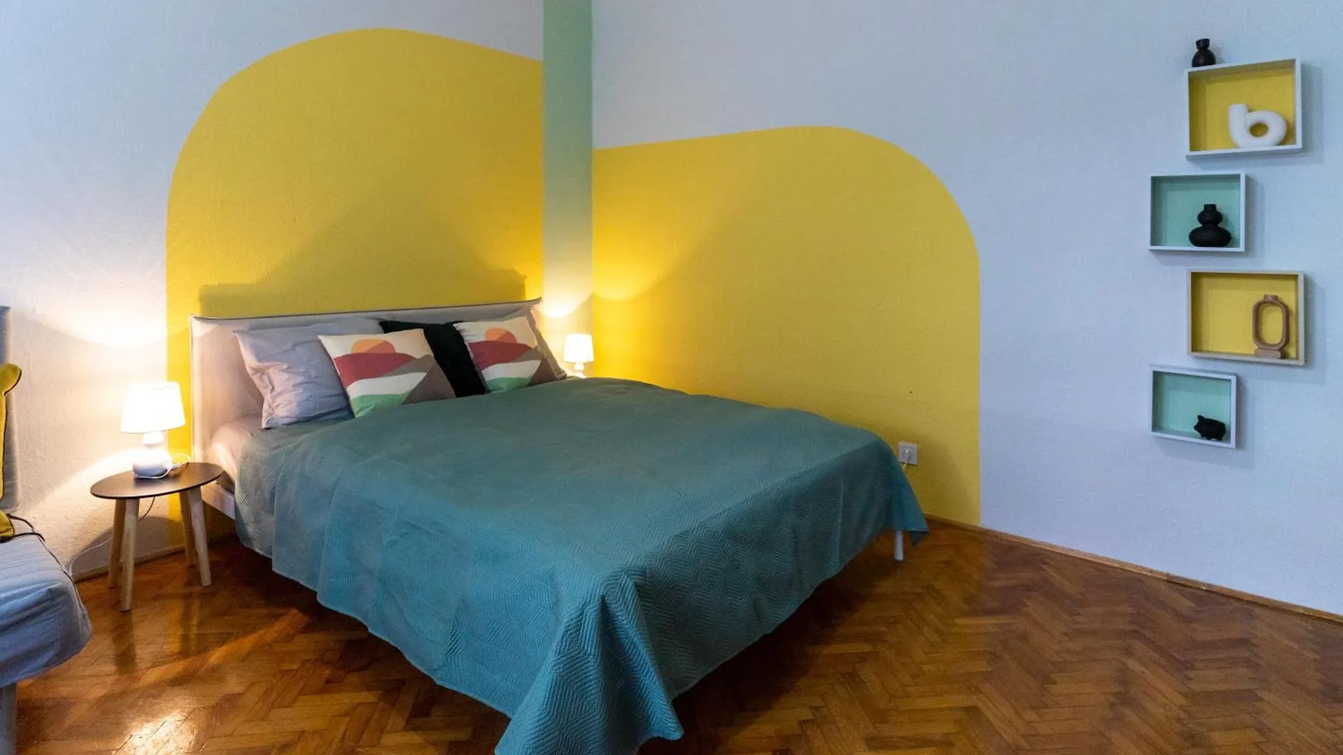Poli24 Apartment Budapest